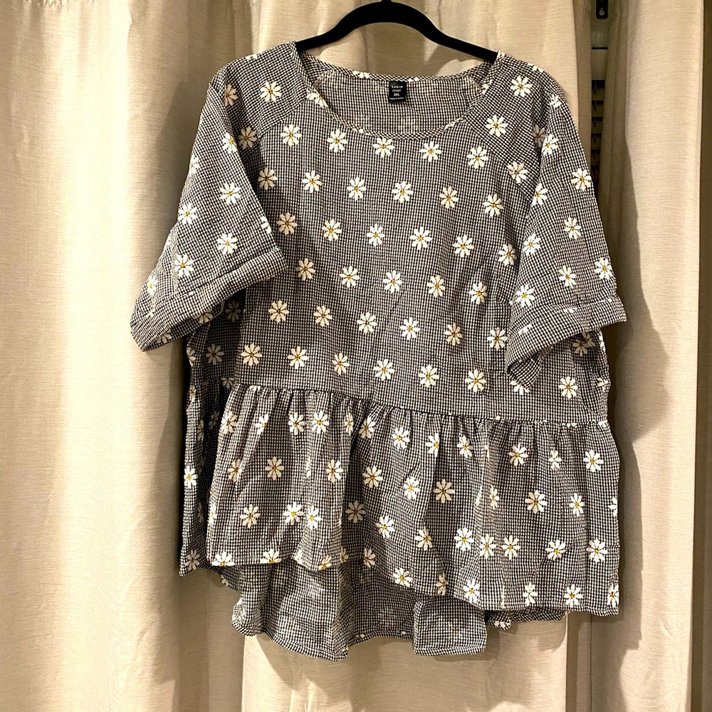 Comfy business casual top.